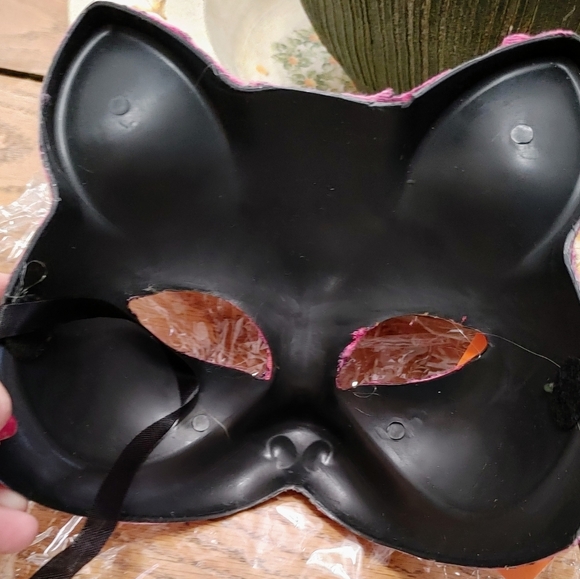 NWT MARDI GRASMASQUERADE LEOPARD MASK - Picture 4 of 4